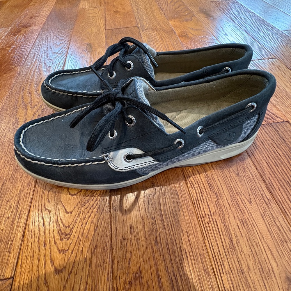 Women’s Sperrys